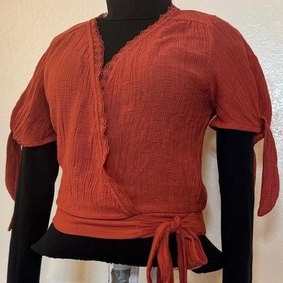 Mine Rust Wrap Blouse with Lace Trim - Picture 4 of 12